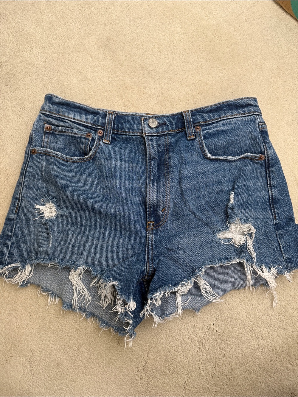 Abercrombie High Rise The Mom Distressed Raw Cut Hem Denim Shorts Size 6 28